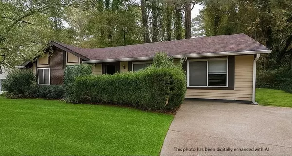 9020 Sterling Ridge LN, Jonesboro, GA 30238