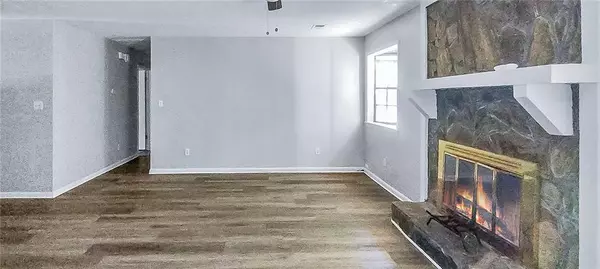 Jonesboro, GA 30238,9409 Forest Knoll DR