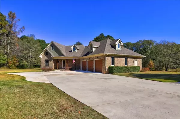 301 Forrester Cemetery RD, Covington, GA 30014