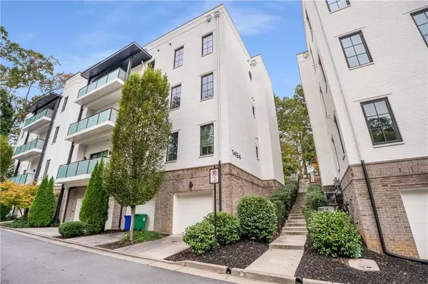 Atlanta, GA 30306,1494 Red Fox DR NE #D