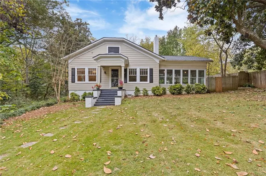 304 E Jackson ST, Buford, GA 30518