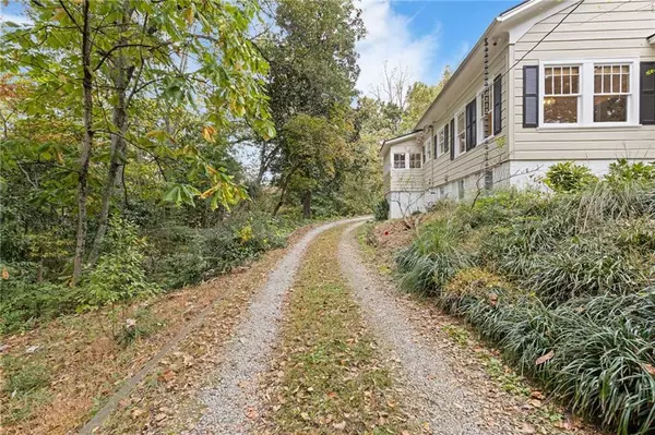 Buford, GA 30518,304 E Jackson ST