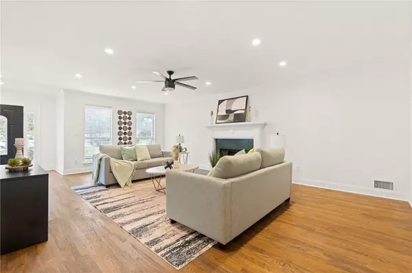 Grayson, GA 30017,560 Flowering TRL