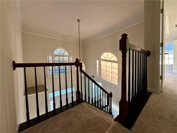 Atlanta, GA 30331,355 BORDEAUX CT SW