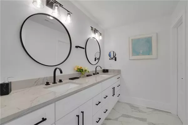 Marietta, GA 30068,3165 Brookview DR