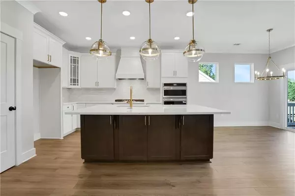 Flowery Branch, GA 30542,6704 Cambridge DR