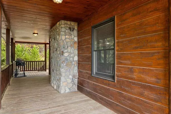 Morganton, GA 30560,75 Folklore CT