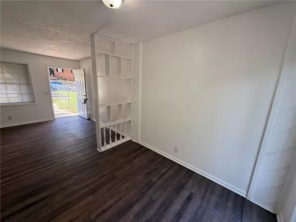 Conyers, GA 30012,1071 Laurel LN #1071