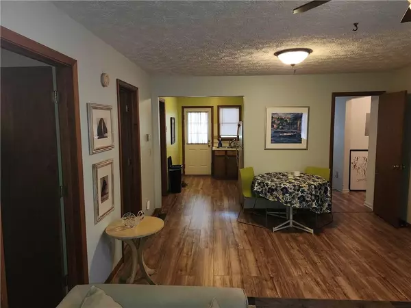 Oxford, GA 30054,135 CAROLE DR