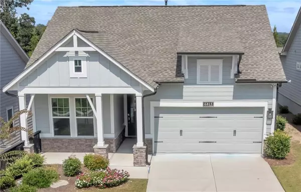 6813 Bungalow RD, Flowery Branch, GA 30542