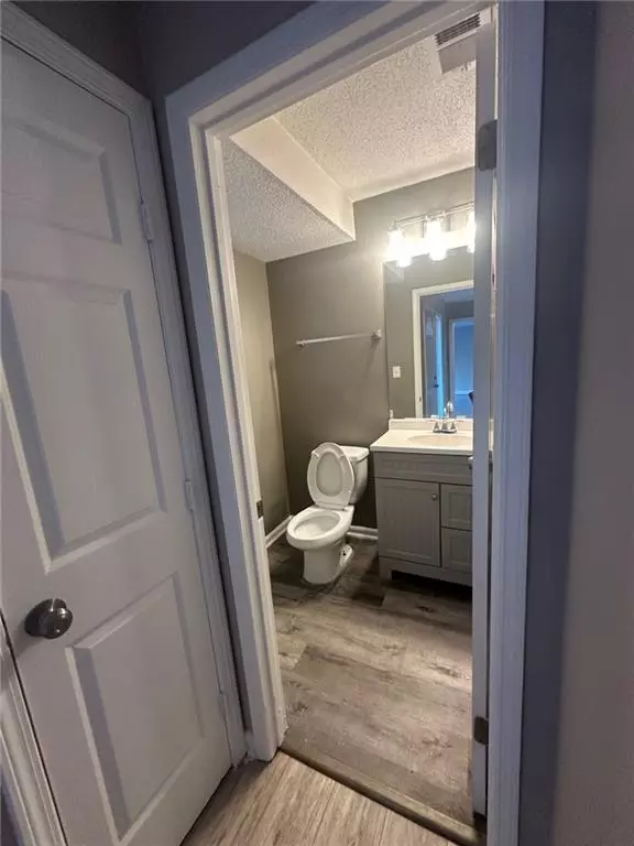 Marietta, GA 30066,40 Briar Gate LN