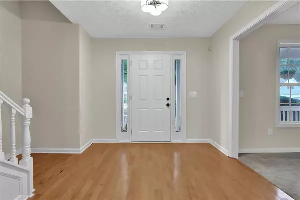 Loganville, GA 30052,251 Lake Valley DR