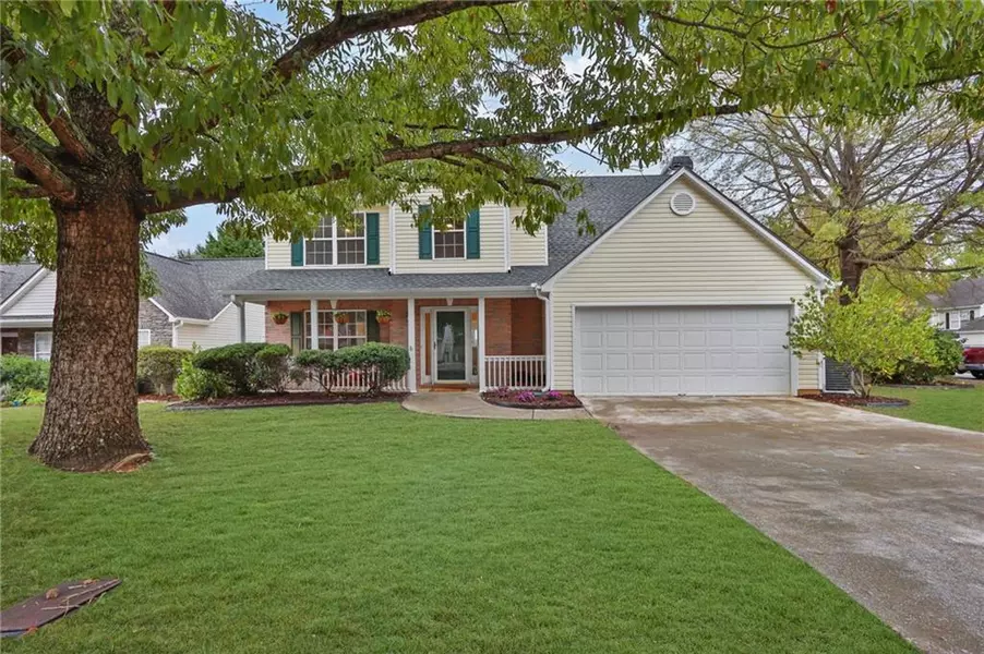 251 Lake Valley DR, Loganville, GA 30052