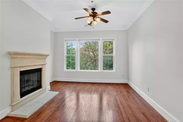 Atlanta, GA 30346,11 Perimeter Center E #1411