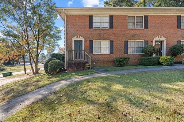 1010 Sexton DR #10, Stone Mountain, GA 30083