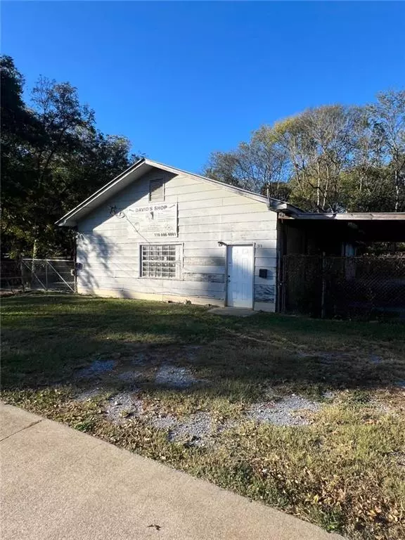 Cedartown, GA 30125,313 E Gibson ST E