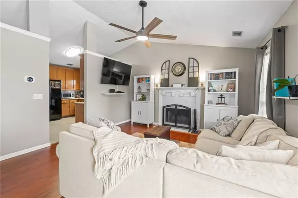 Flowery Branch, GA 30542,5306 Highpoint RD