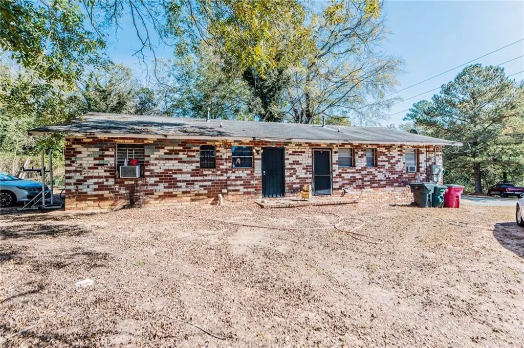 Macon, GA 31204,3941 Log Cabin DR