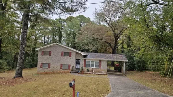 1916 Glen Mora CT, Decatur, GA 30032