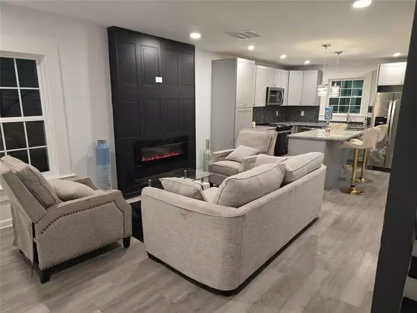 Atlanta, GA 30310,1149 TUCKER PL SW