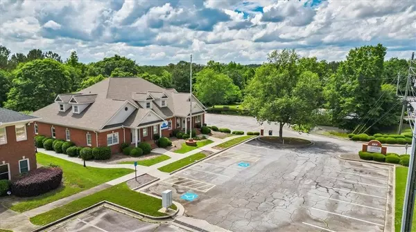 Conyers, GA 30094,889 COMMERCE