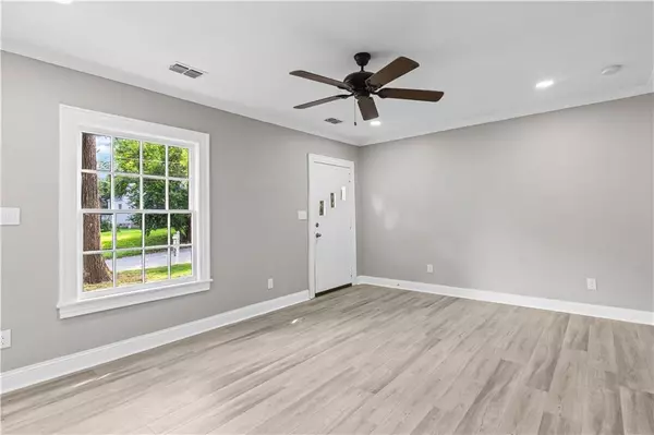 Atlanta, GA 30310,939 Hope DR SW