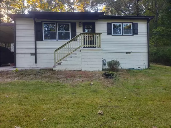 6048 Blackhawk TRL SE, Mableton, GA 30126