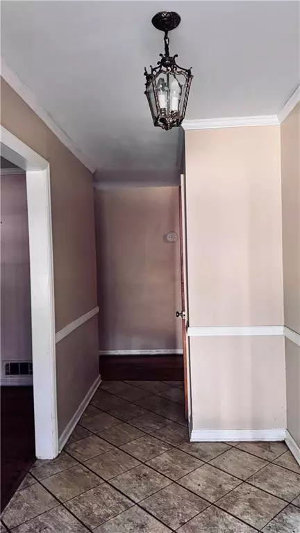 Atlanta, GA 30311,1110 Oriole DR SW