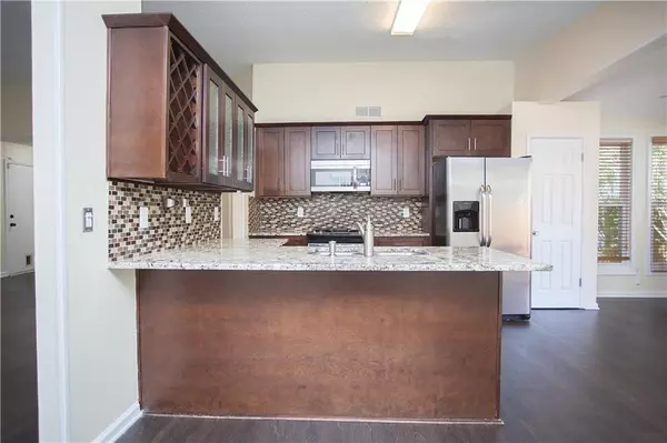 Alpharetta, GA 30022,4790 Roswell Mill DR