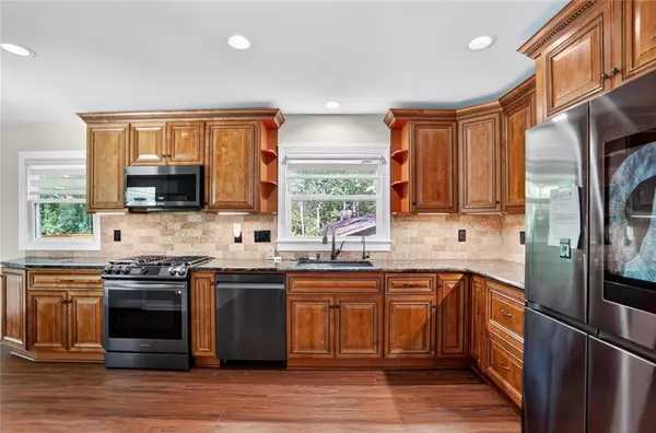 Decatur, GA 30033,2956 Hollywood DR