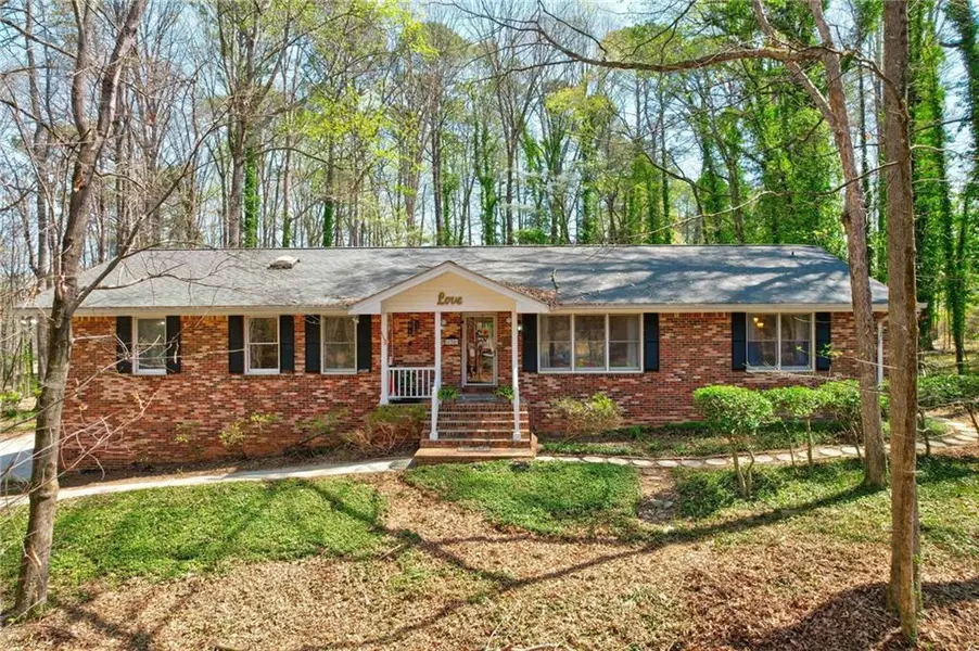 730 Ponderosa CT, Fayetteville, GA 30214