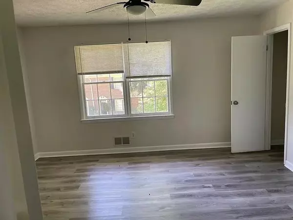 Stone Mountain, GA 30083,1010 Sexton DR #8