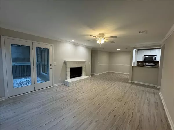 Roswell, GA 30075,307 Warm Springs CIR