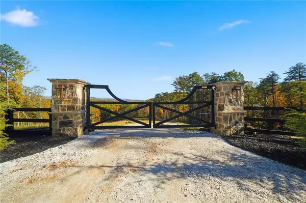 Talking Rock, GA 30175,1600 Sunset TRL