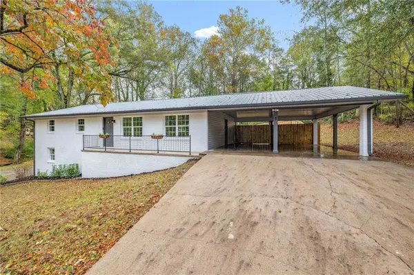 Lula, GA 30554,6108 Carter ST