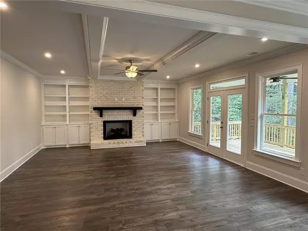 Acworth, GA 30101,5885 Fords RD