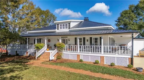 818 Corinth Five Points RD, Buchanan, GA 30113