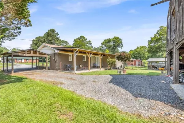 Calhoun, GA 30701,129 Green Meadow LN