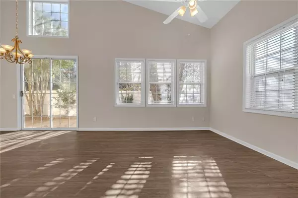 Acworth, GA 30101,164 Windcroft CIR NW