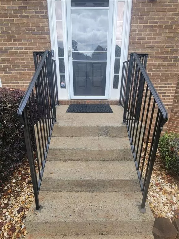 Ellenwood, GA 30294,4288 S River Vly