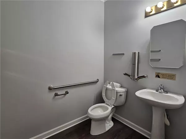 Alpharetta, GA 30005,3584 Old Milton Pkwy