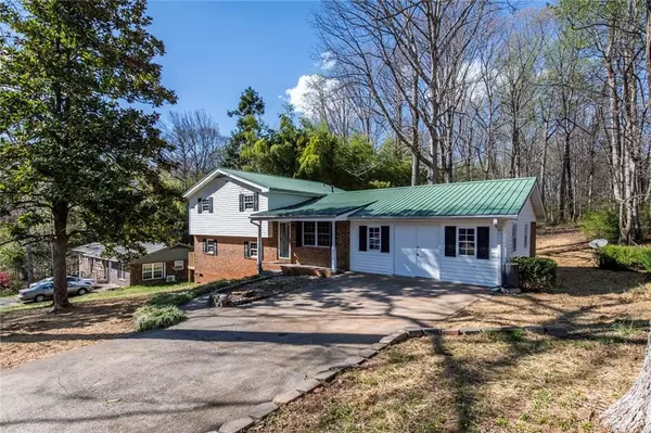 Douglasville, GA 30135,6225 Pebble DR