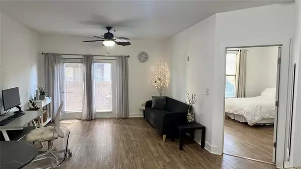 Sandy Springs, GA 30328,799 Hammond DR #205