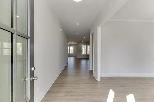 Buford, GA 30518,452 Thunder RD