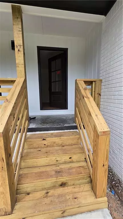 Atlanta, GA 30311,2084 Snow RD SW