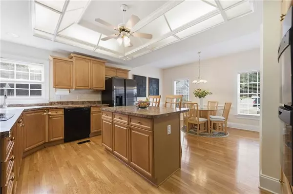 Douglasville, GA 30135,5640 Shamrock LN