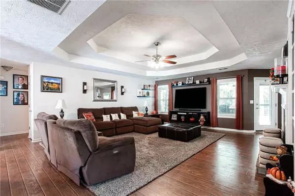 Loganville, GA 30052,5002 Cliff Top DR