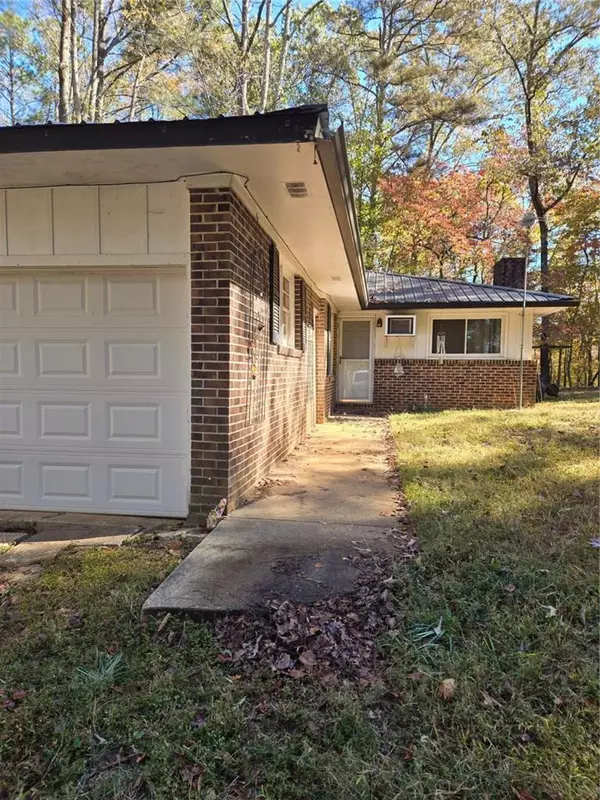 Buchanan, GA 30113,735 Seabreeze Lake RD