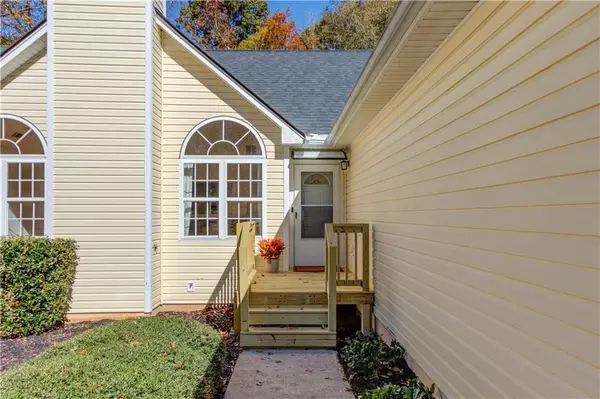 Hoschton, GA 30548,153 Cherokee TRL