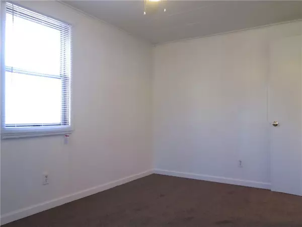 Decatur, GA 30032,2555 Lloyd RD